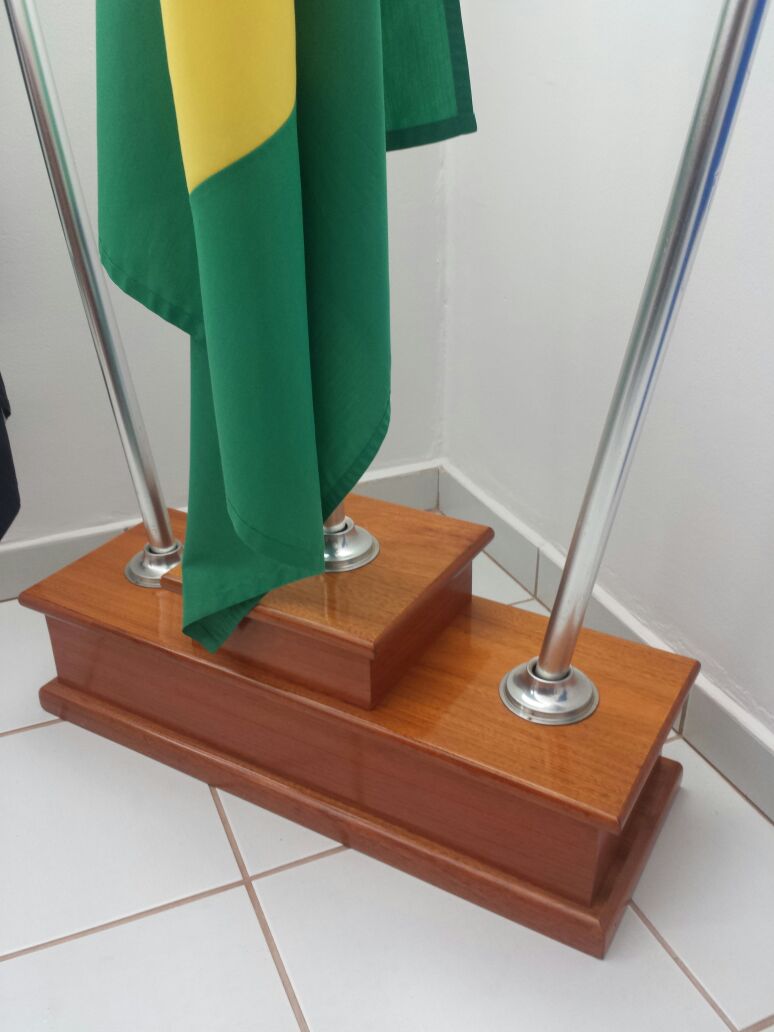 Base de Madeira